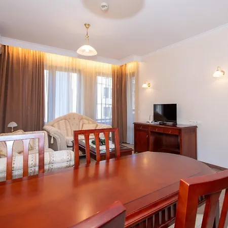Downtown Elegance By Gondola Lift Apartamento *